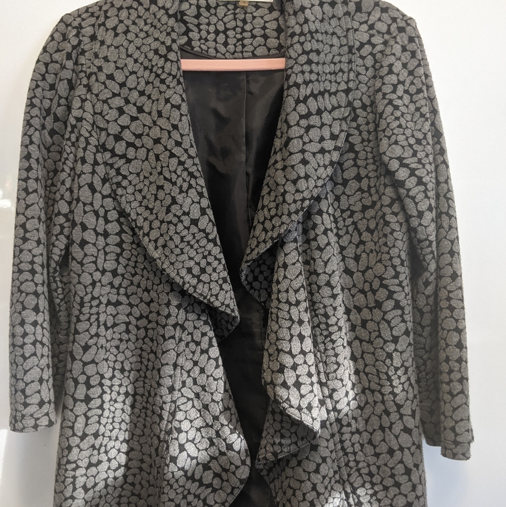 Calvin Klein Size 4 Blazer Jacket with ruffled lapel